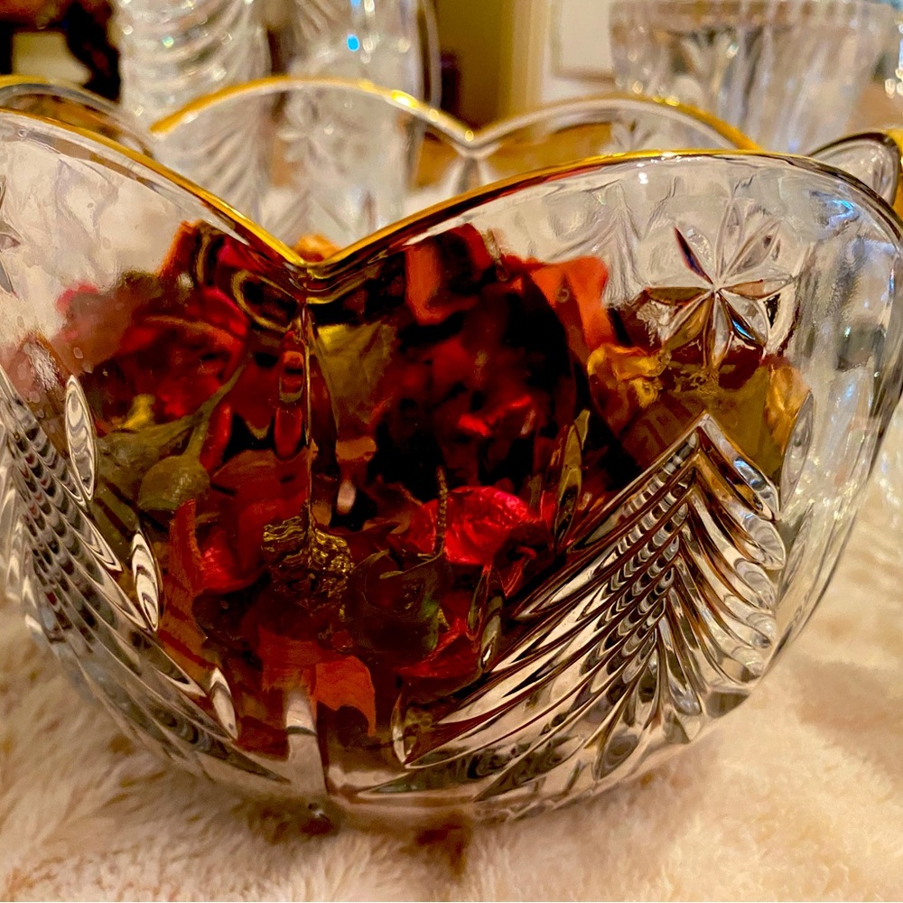Beautiful x- mas theme Crystal bowl with gold rim